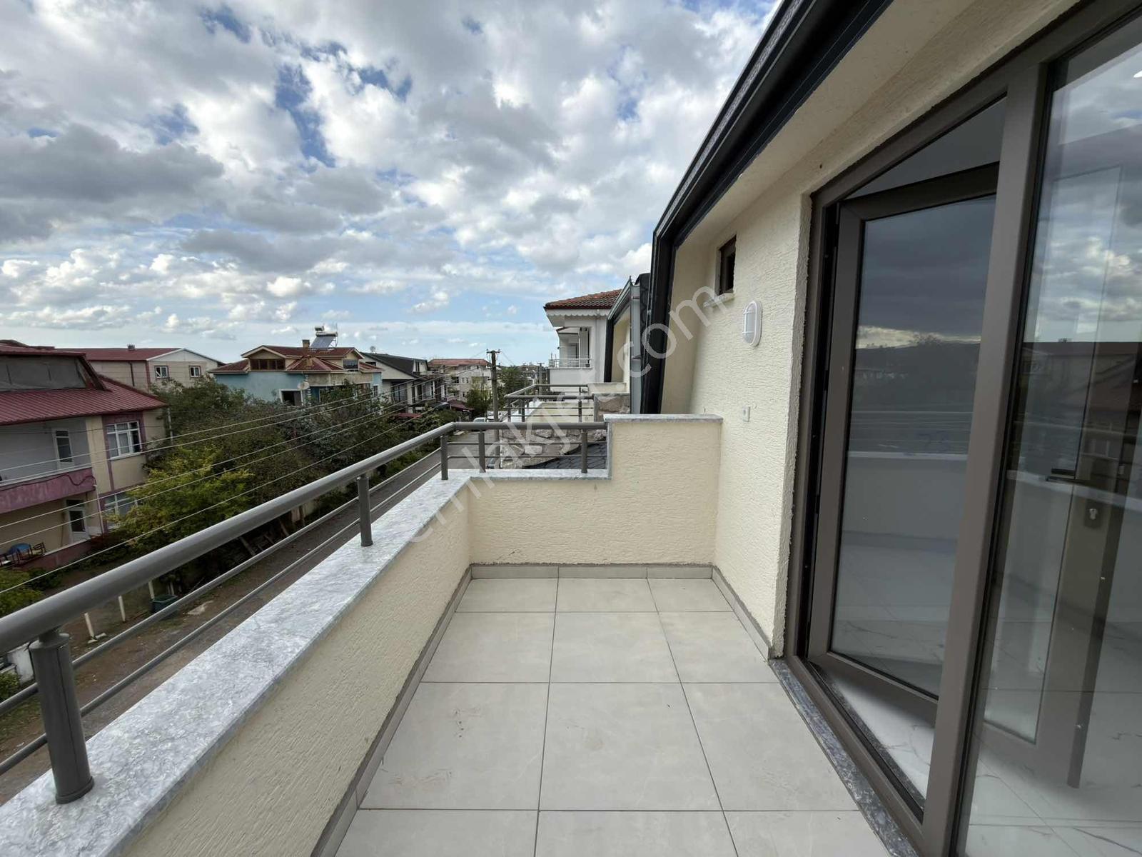 Adl'den Köşe Parsel Havuzlu Geniş Bahçeli Merkez Plaj 4+1 Villa! — fotoğraf 33