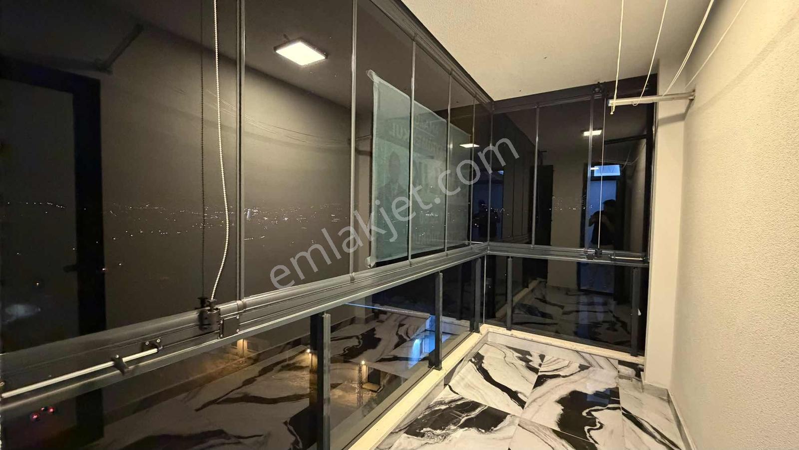 Alaçam Caddesin'de Önü Kapanmaz Deniz Manzaralı — fotoğraf 11