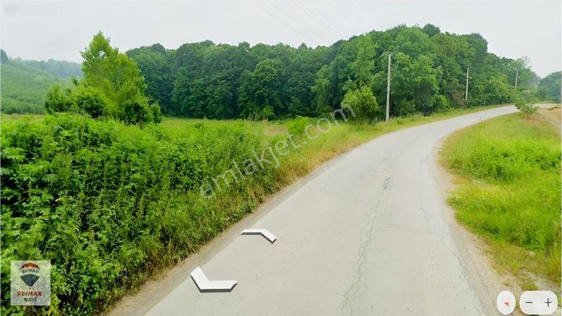 Karasu Kurumeşede Ana Yola 80 M. Mesafede 19.579 M² Tarla