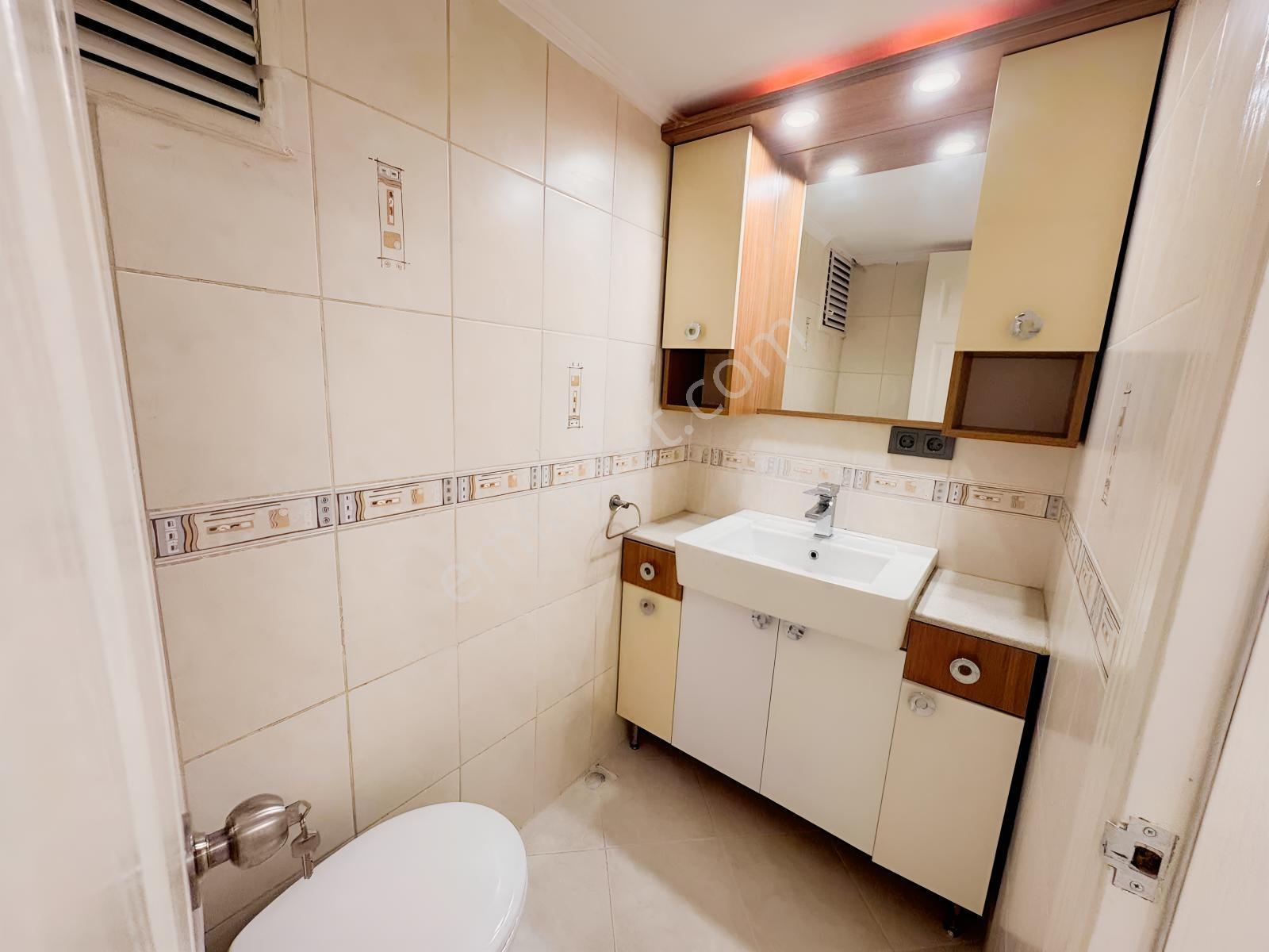 Alsancak Şair Eşref Bulvarı Satılık 3+1 Daire — fotoğraf 18