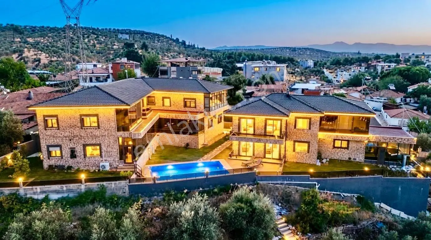 Yetkili Ay Emlaktan Kazdağları Eteklerinde Hayallerinizi Süsleyecek Yüzme Havuzlu Satılık 4+1 Villa — fotoğraf 5