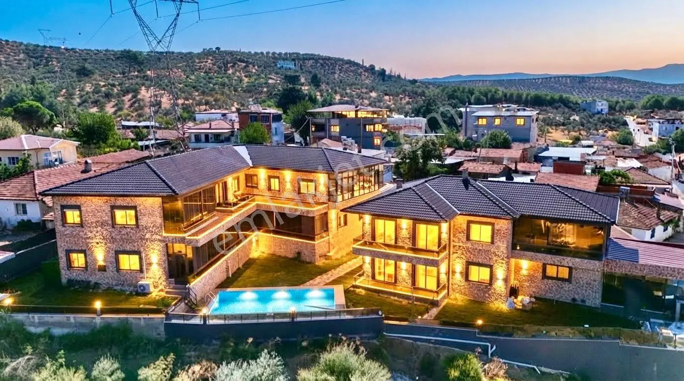 Yetkili Ay Emlaktan Kazdağları Eteklerinde Hayallerinizi Süsleyecek Yüzme Havuzlu Satılık 4+1 Villa — fotoğraf 7