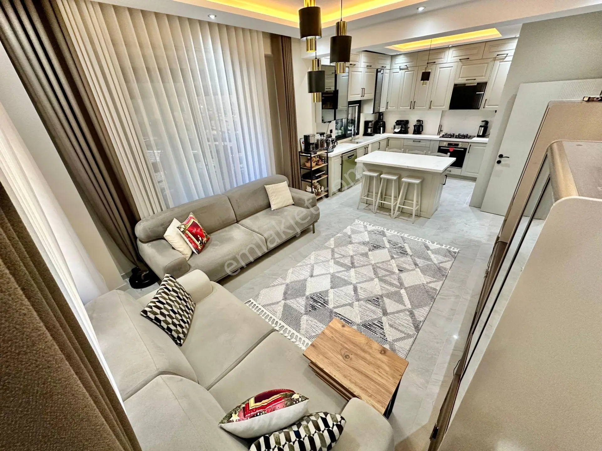 Yetkili Ay Emlaktan Kazdağları Eteklerinde Hayallerinizi Süsleyecek Yüzme Havuzlu Satılık 4+1 Villa — fotoğraf 14