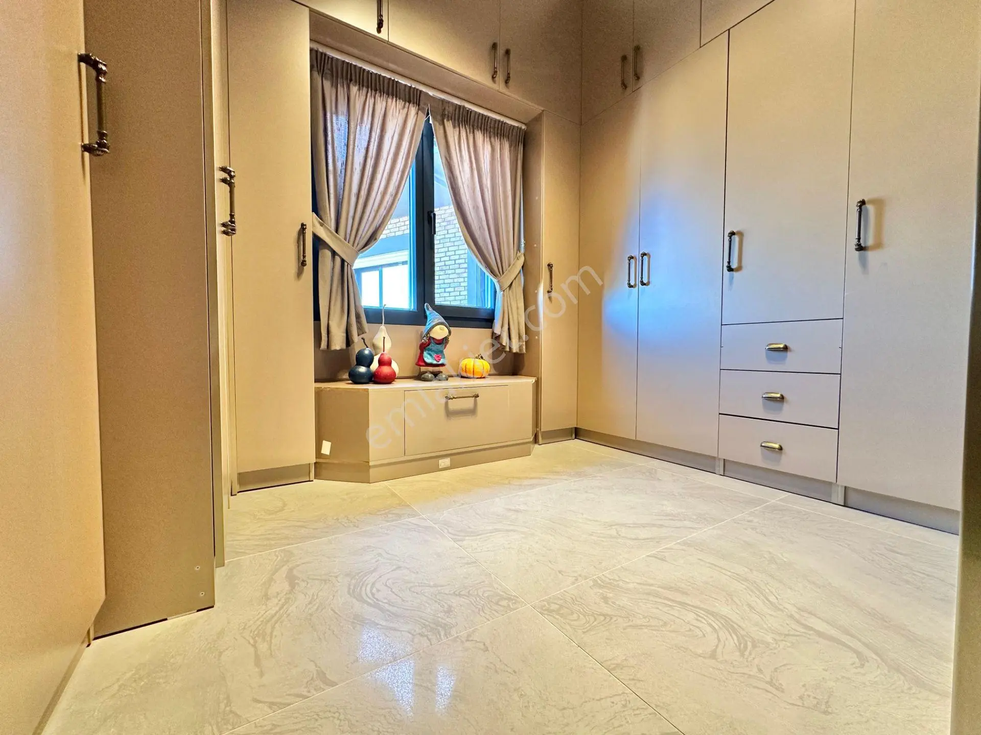 Yetkili Ay Emlaktan Kazdağları Eteklerinde Hayallerinizi Süsleyecek Yüzme Havuzlu Satılık 4+1 Villa — fotoğraf 23