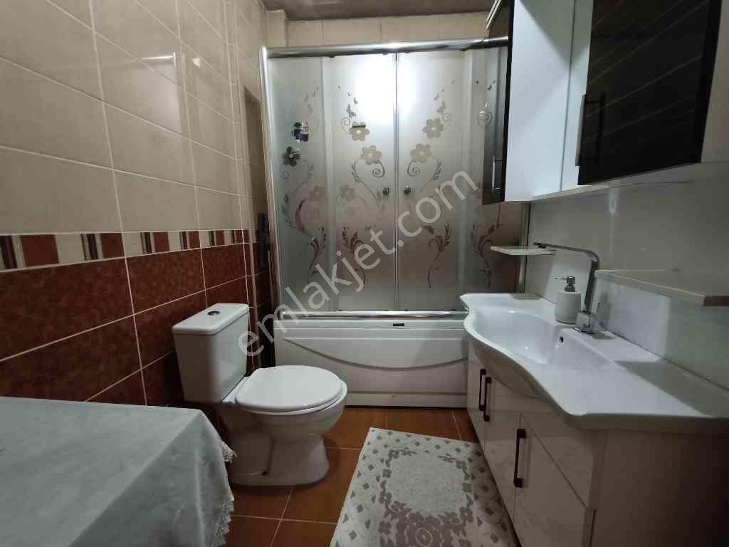 Maltepe’de 3+2, 170 M² Kullanımlı Krediye Uygun Asansörlü — fotoğraf 16