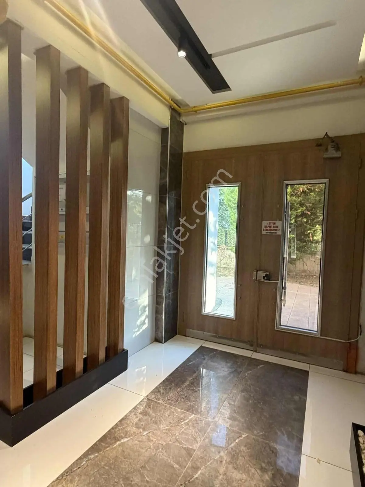 Derebahçe 'de Eminevim Fuzul Ev Gibi Tüm Lansmanlar'a Uygun — fotoğraf 4