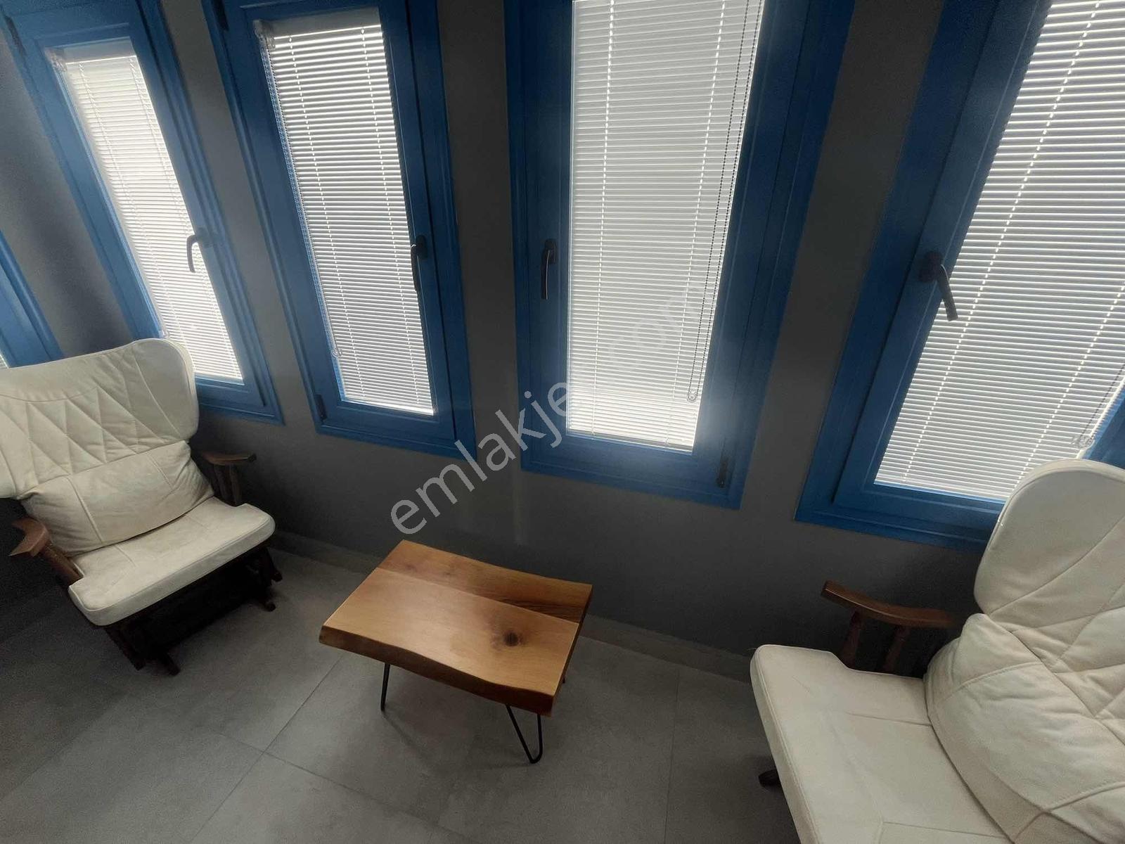 Çeşme'de Satılık Tam Müstakil Villa 4+1 420m2 Arsa Paylı — fotoğraf 22