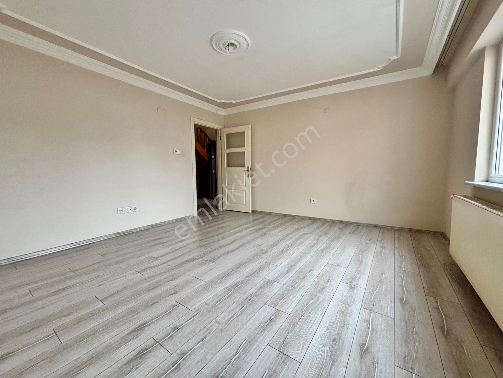 Davutdede Mah.asansörlü Binada Satılık 4+1 Teraslı Dubleks Daire — fotoğraf 6