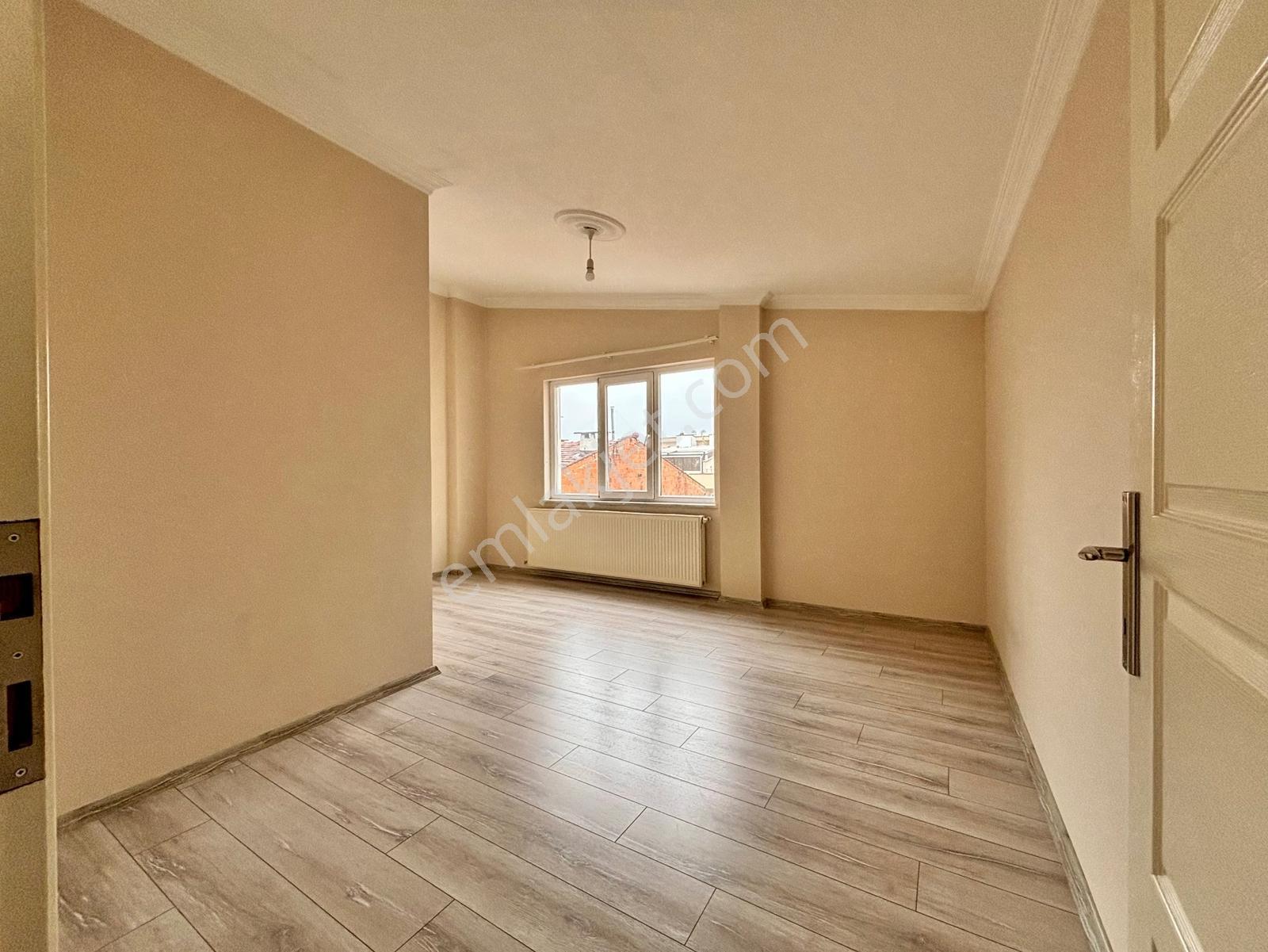 Davutdede Mah.asansörlü Binada Satılık 4+1 Teraslı Dubleks Daire — fotoğraf 16