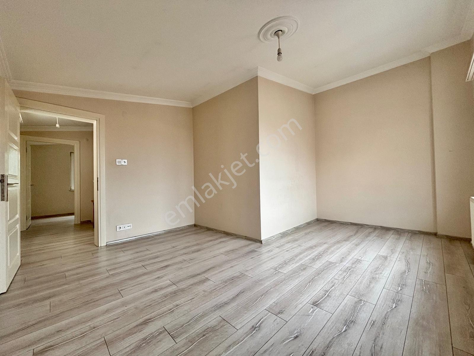 Davutdede Mah.asansörlü Binada Satılık 4+1 Teraslı Dubleks Daire — fotoğraf 17
