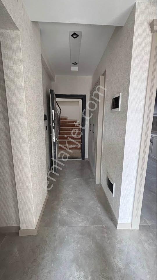 Beylikdüzü Yakuplu Mah Medilife Has. Arkasında Metobüse Komşu 2+1 Dairemiz — fotoğraf 7