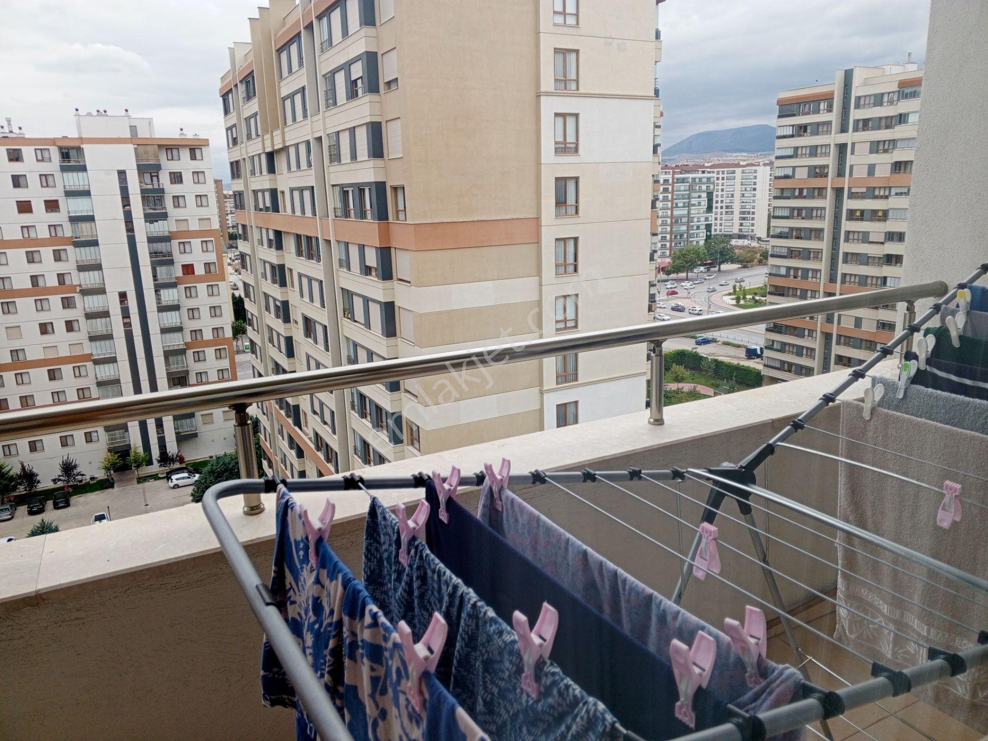 Konya Selçuklu Beyşehir Cad. 125 M2 2+1 Satilik Lüks Daire — fotoğraf 8