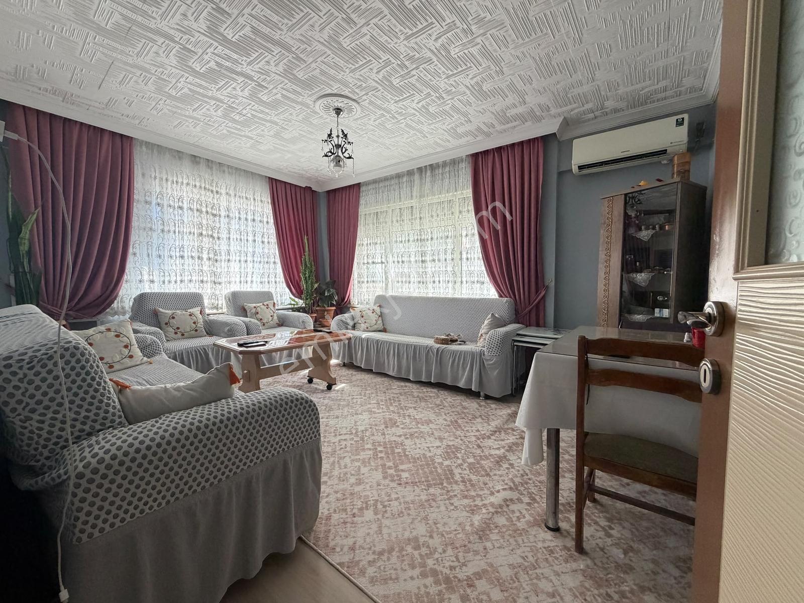 Parstan Camivasatta Ayrı Mutfaklı Doğalgazlı Merkezi Konumda 2+1 — fotoğraf 7