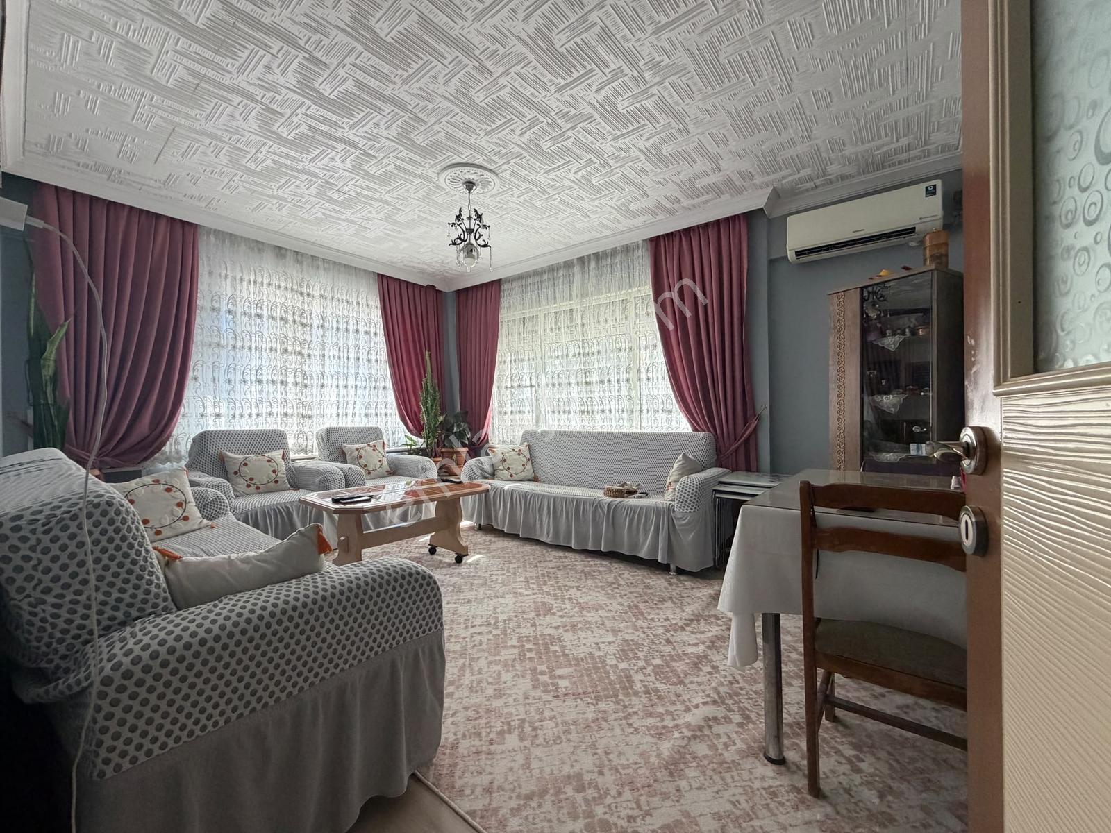 Parstan Camivasatta Ayrı Mutfaklı Doğalgazlı Merkezi Konumda 2+1 — fotoğraf 9