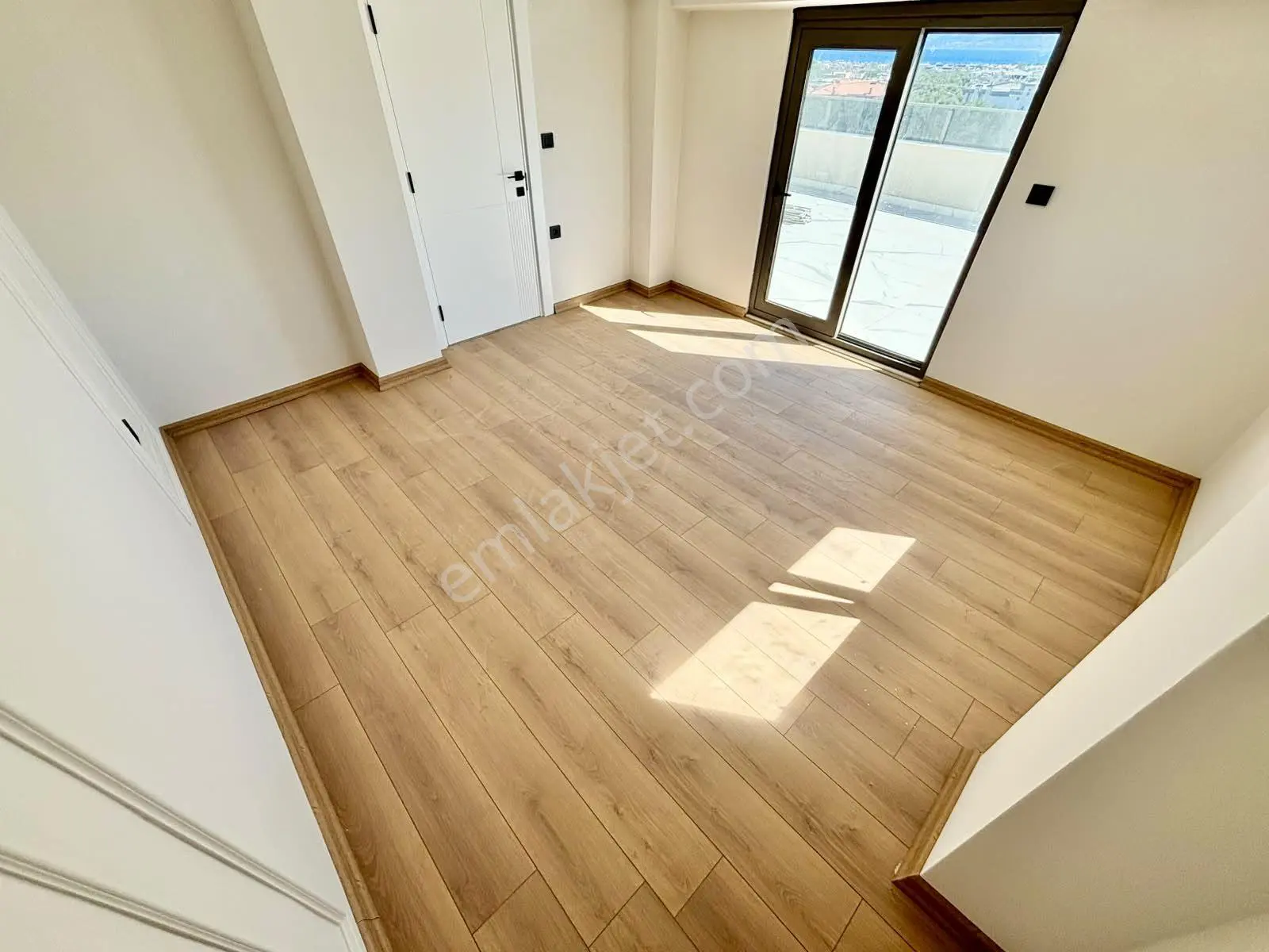 ꧁ay Emlaktan꧂körfezin İncisi Güre'de Yolun Altında Deniz Manzaralı Satılık 3+1 Lüks Dubleks Daire — fotoğraf 19