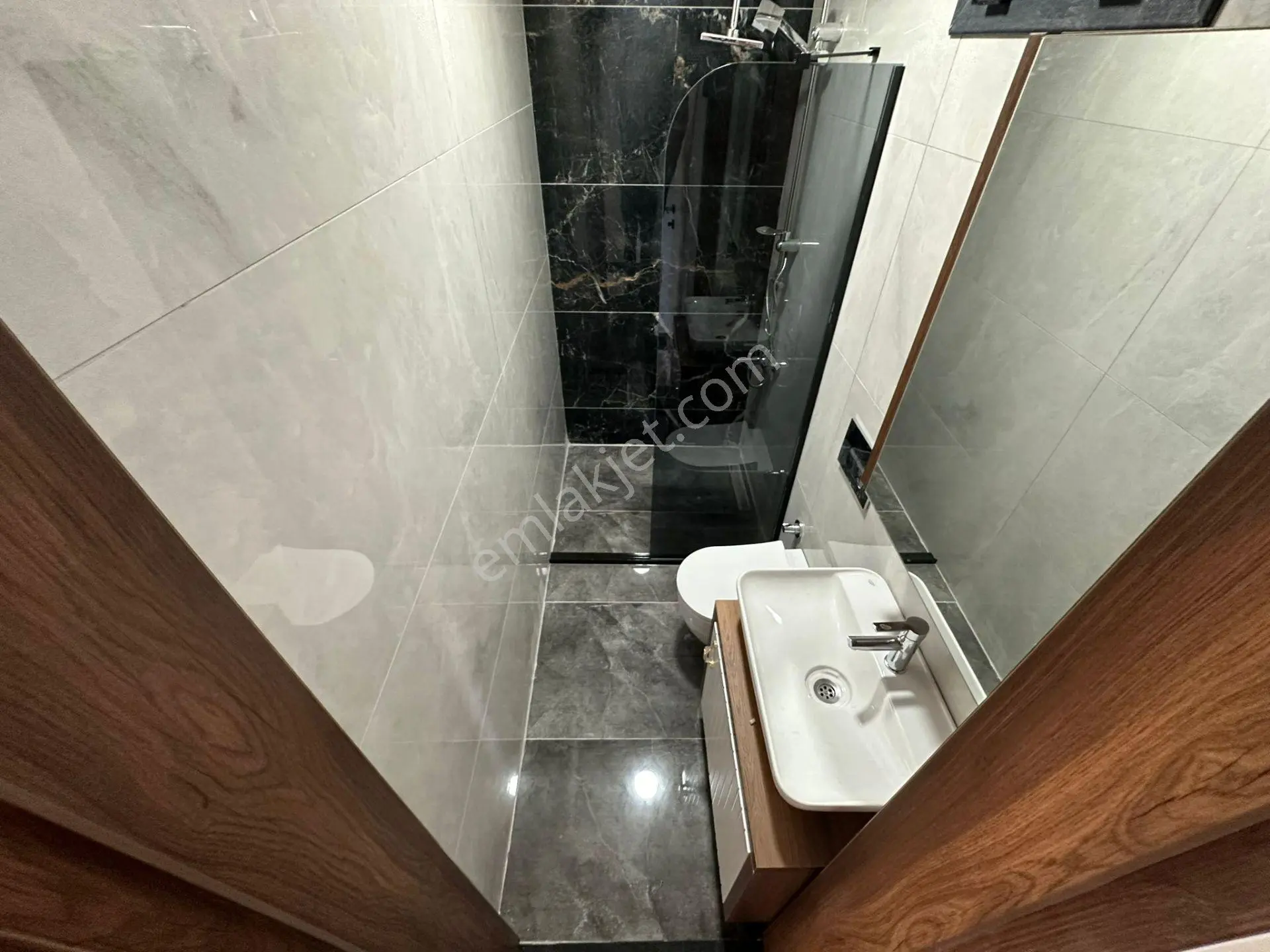 Ay Emlaktangürede Kazdağlarının Eteklerinde Deniz Manzaralı Satılık 3+1 Sitede Tek Müsta — fotoğraf 30