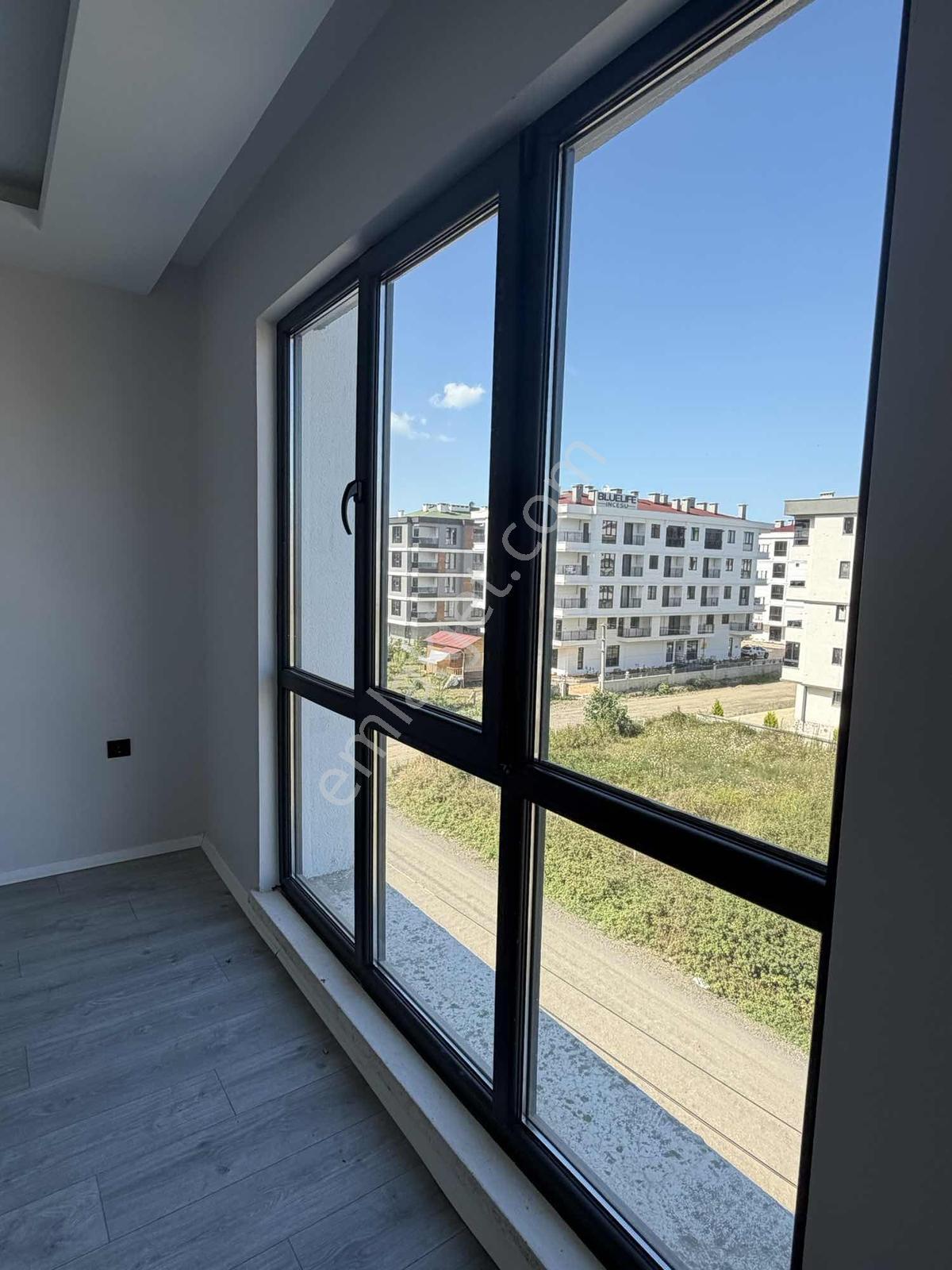 İncesu'da Özel Yapım 1+1 Eşyalı Ve Eşyasız Daireler — fotoğraf 2