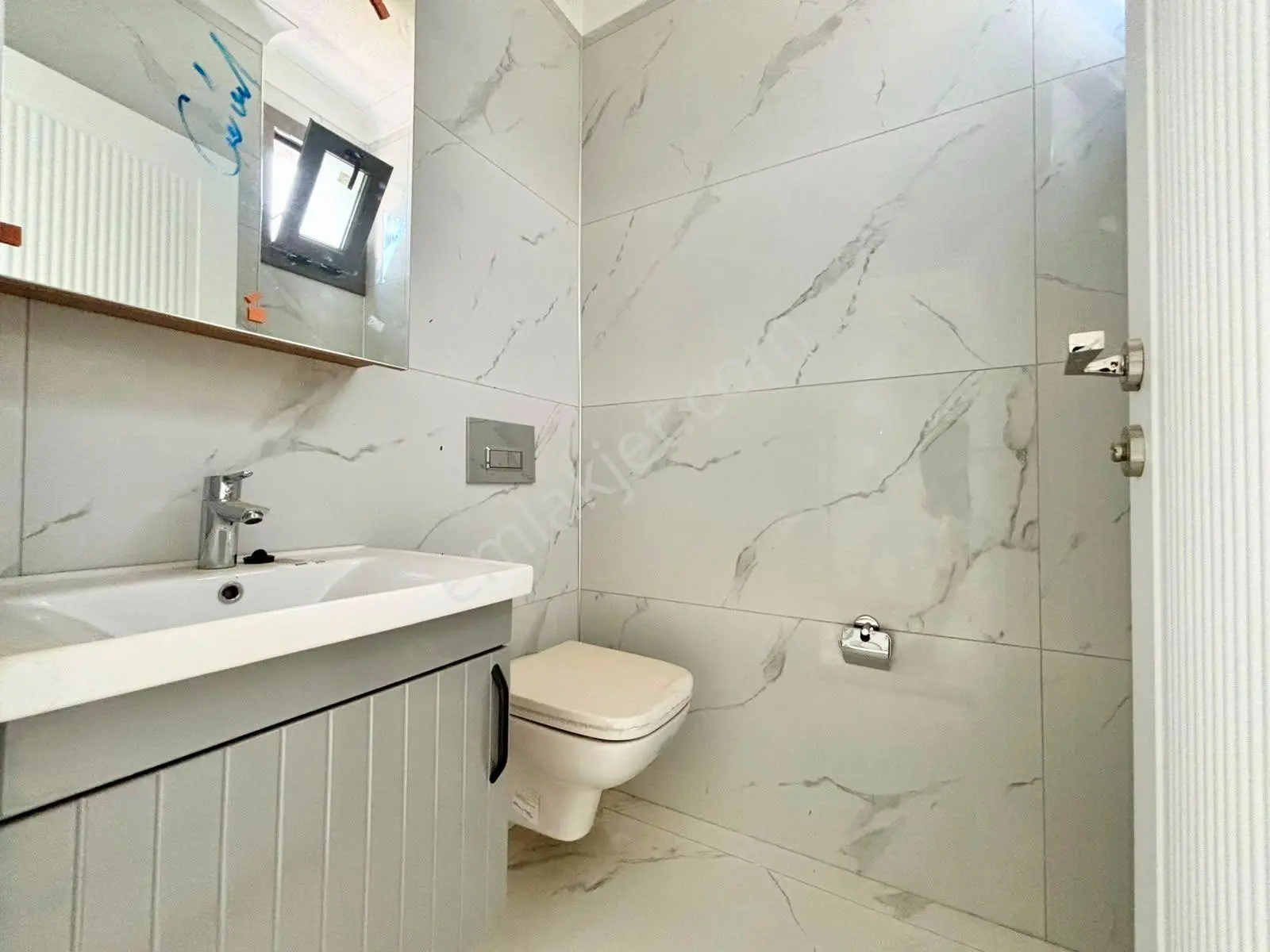 ꧁ay Emlaktan꧂küçükkuyu'da Denize Sadece 250 Mt Satılık 2+1 Ultra Lüks Muhteşem Villa — fotoğraf 10
