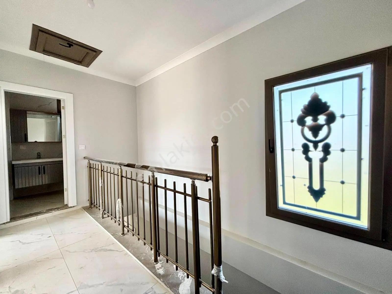 ꧁ay Emlaktan꧂küçükkuyu'da Denize Sadece 250 Mt Satılık 2+1 Ultra Lüks Muhteşem Villa — fotoğraf 15