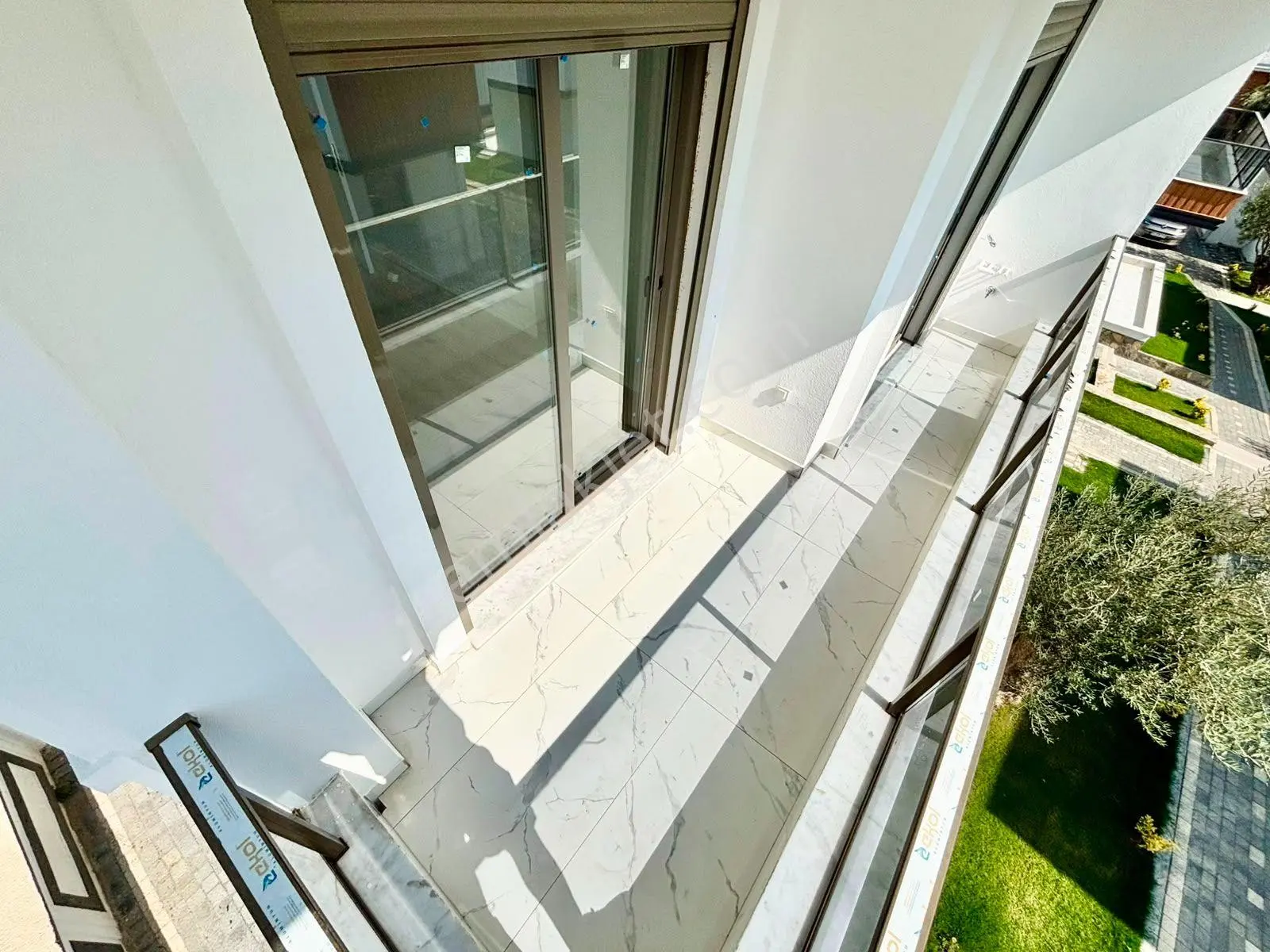 ꧁ay Emlaktan꧂küçükkuyu'da Denize Sadece 250 Mt Satılık 2+1 Ultra Lüks Muhteşem Villa — fotoğraf 21