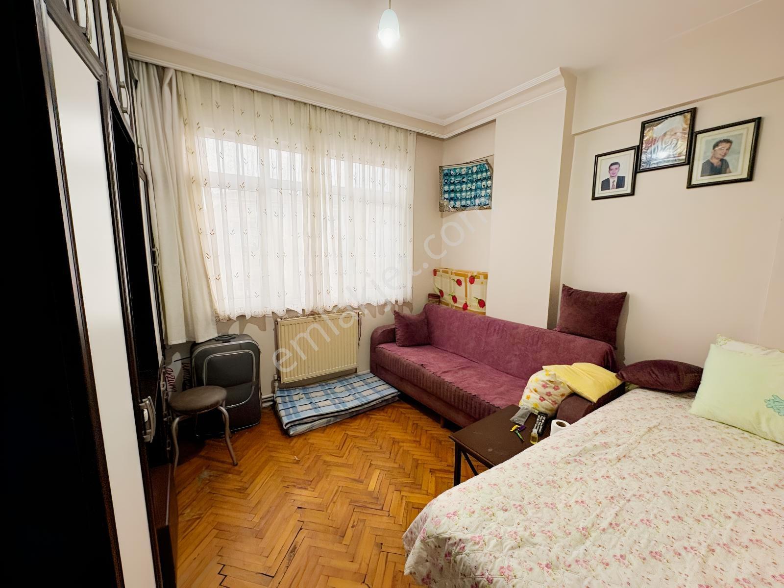 Bahçelievler Çamlık Caddesi Satılık 3+1 Asansörlü Daire 130 M2 — fotoğraf 12