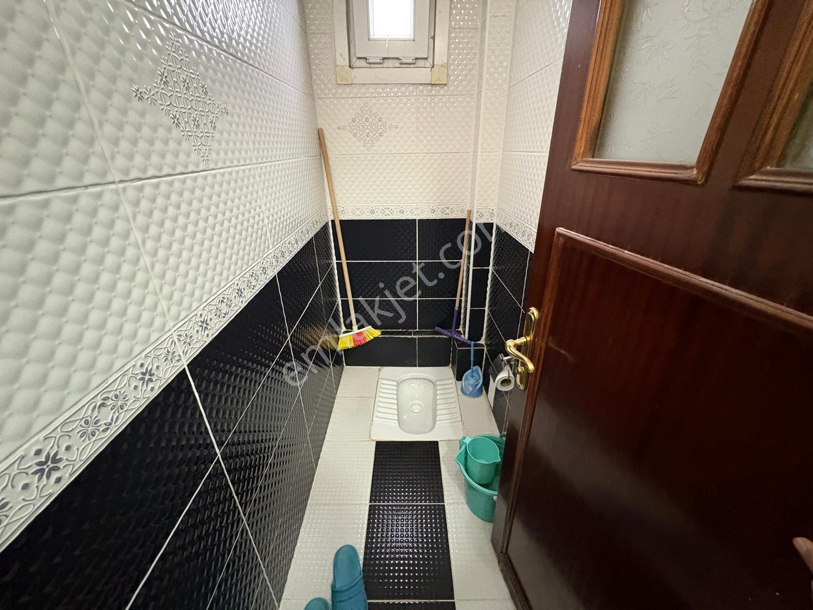 Bahçelievler Çamlık Caddesi Satılık 3+1 Asansörlü Daire 130 M2 — fotoğraf 31