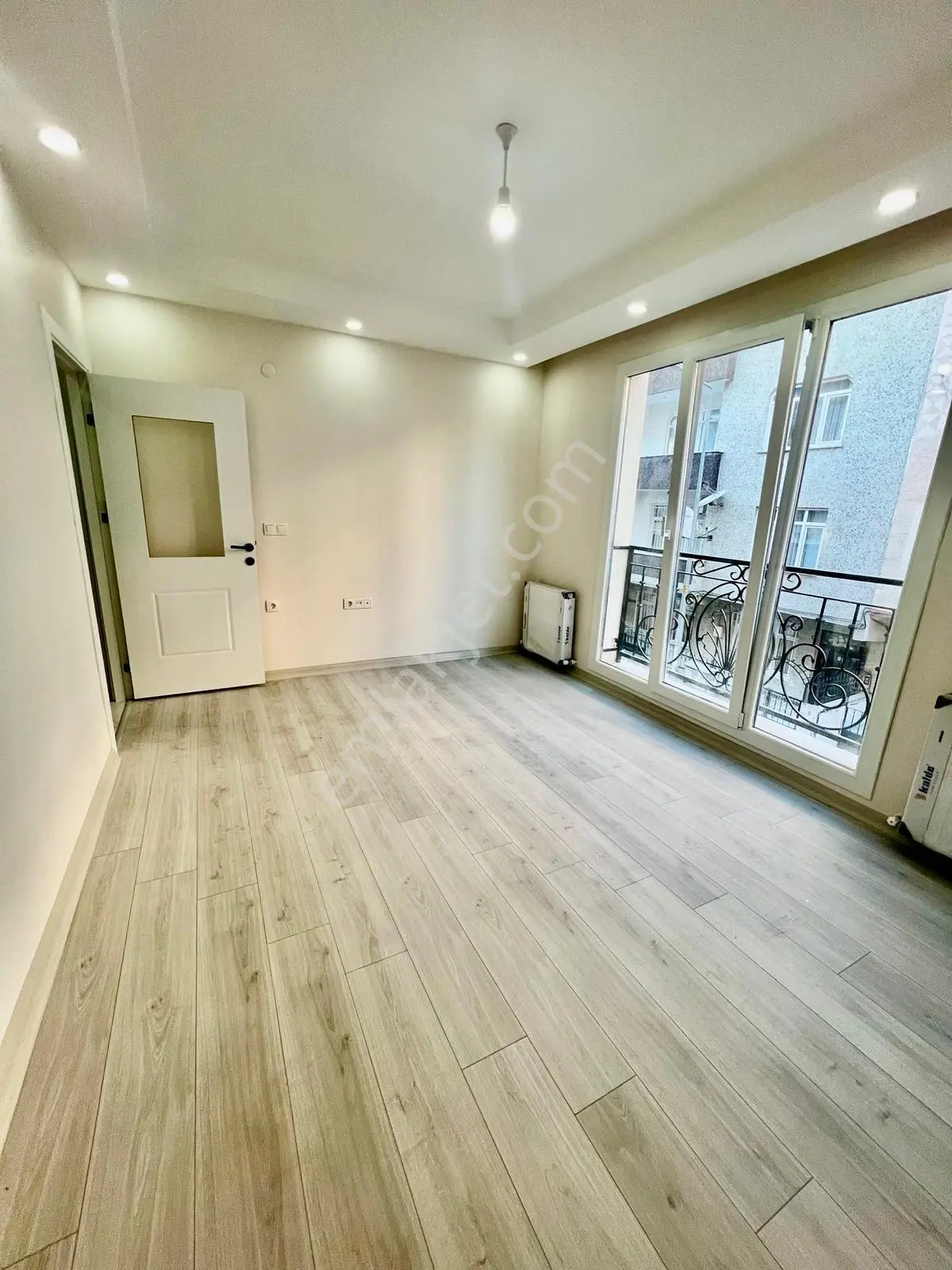 Yeşilova'da Sıfır 2+1 70 M2 Asansörlü Lüks Arakat.esra Emlak — fotoğraf 4
