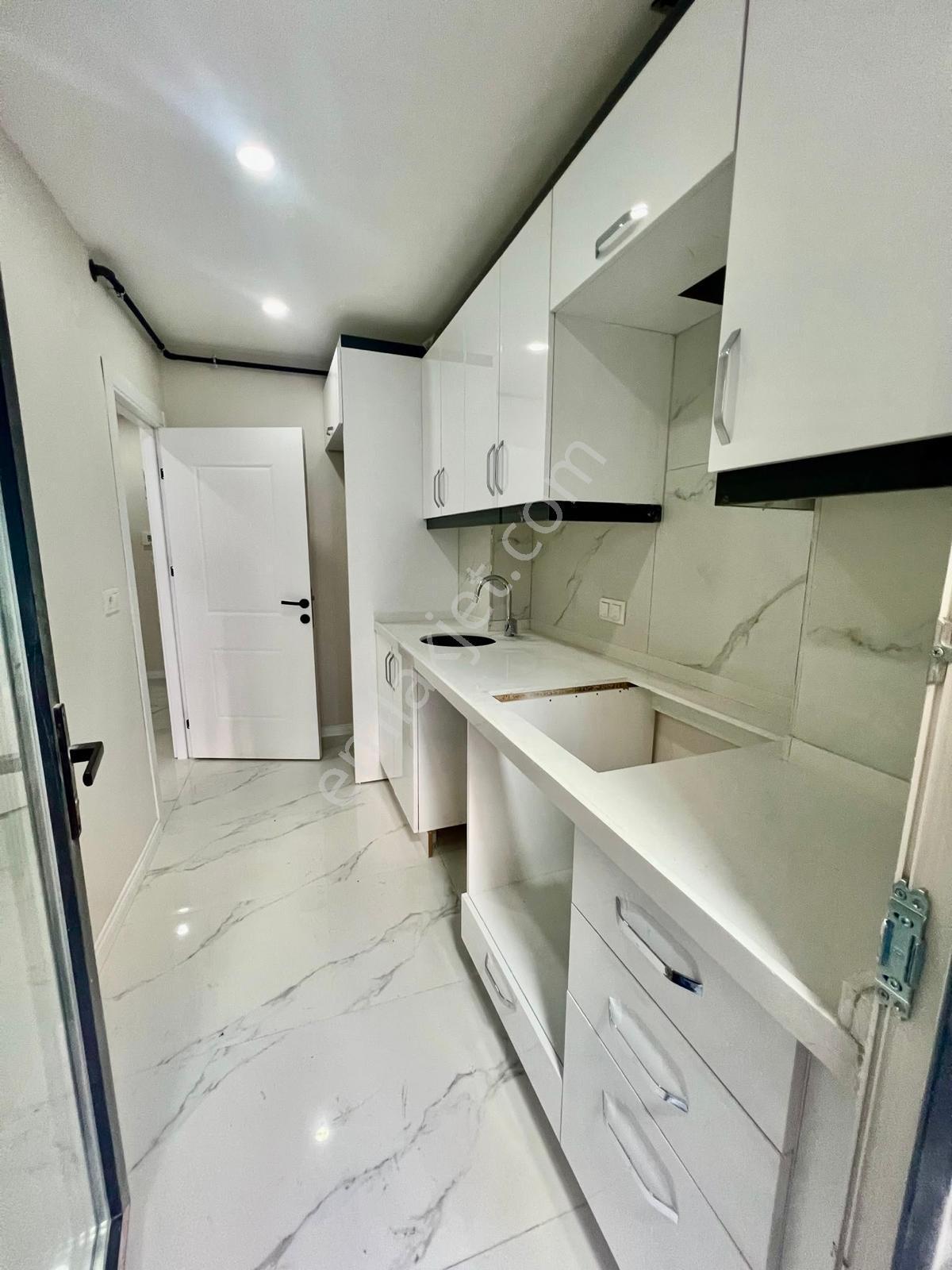 Yeşilova'da Sıfır 2+1 70 M2 Asansörlü Lüks Arakat.esra Emlak — fotoğraf 16