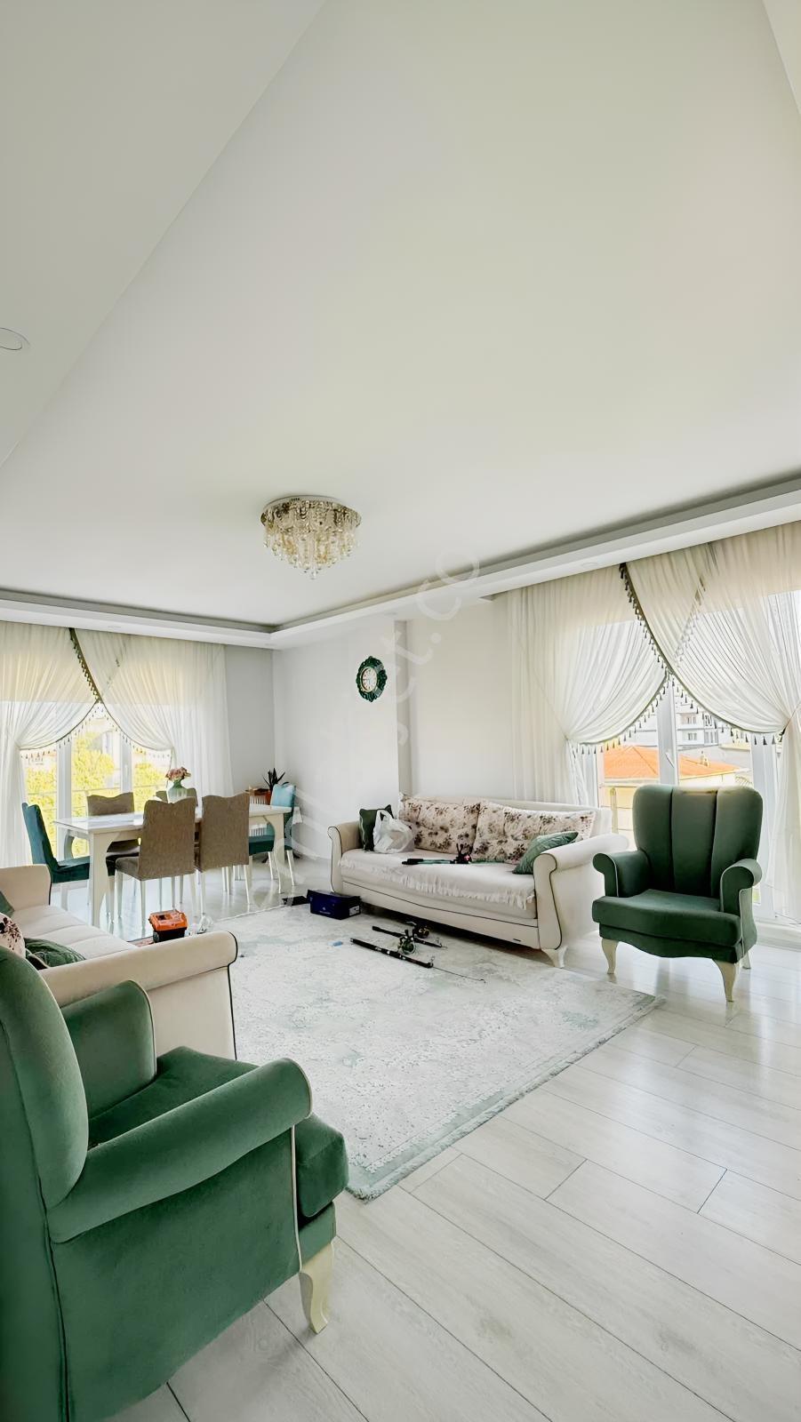 Karasamsun'da Mükemmel Genişlikte 4+1 Daire — fotoğraf 16