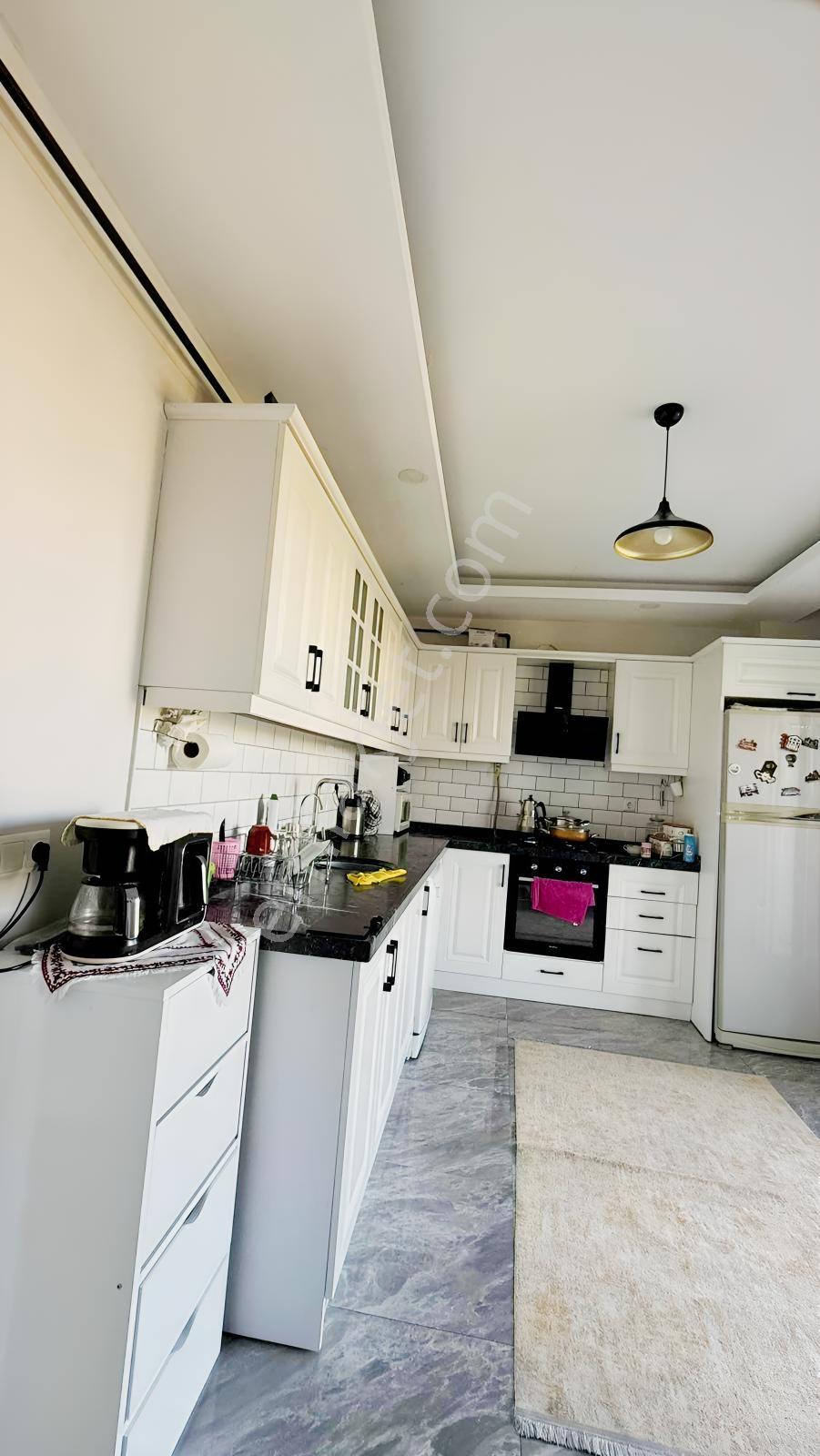 Karasamsun'da Mükemmel Genişlikte 4+1 Daire — fotoğraf 22