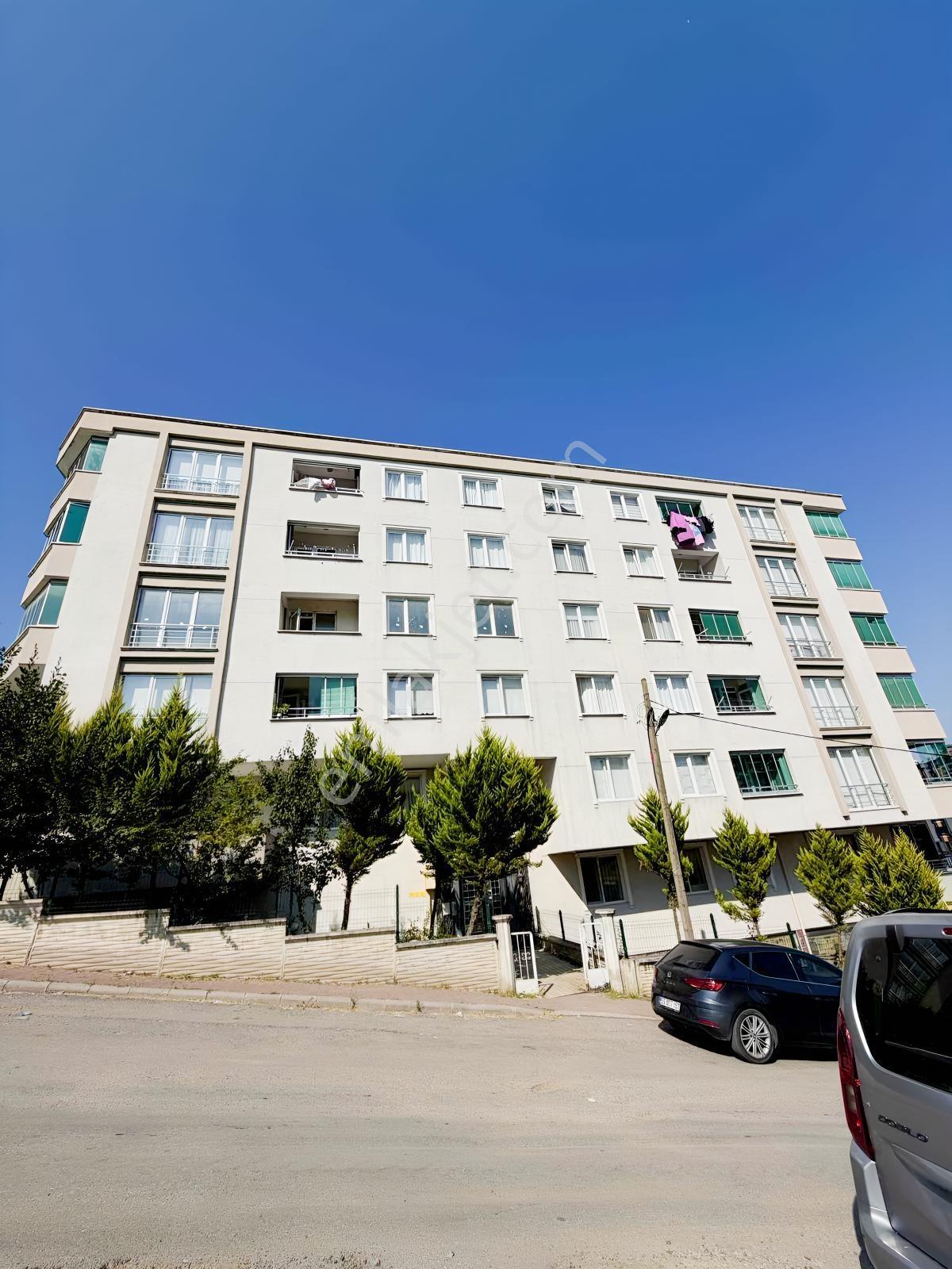Eminevim Fuzulevim Uygun | İstiklal Mah Sıfır 3+1 Fırsat Fiyat — fotoğraf 2