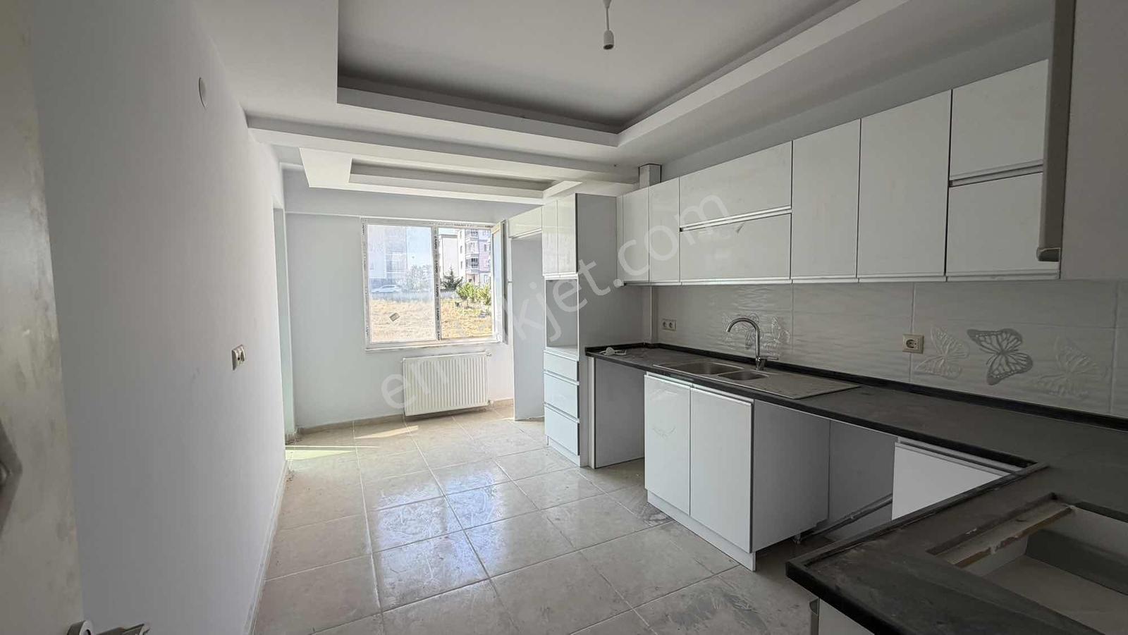Eminevim Fuzulevim Uygun | İstiklal Mah Sıfır 3+1 Fırsat Fiyat — fotoğraf 13