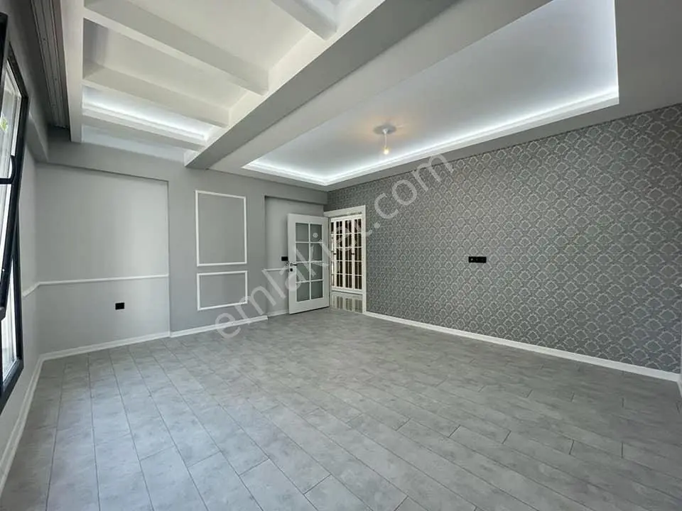 Beylikdüzü Cumhuriyet Mh. Metrobüse Yakın 10 Dkmesafede 2+1 Daire.. — fotoğraf 2