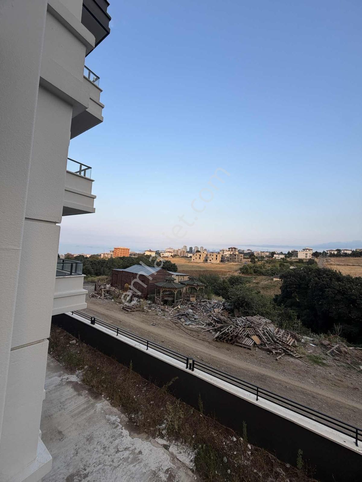 Körfez'de Uygun Fiyat 2+1 Sıfır Site'de Daire — fotoğraf 4