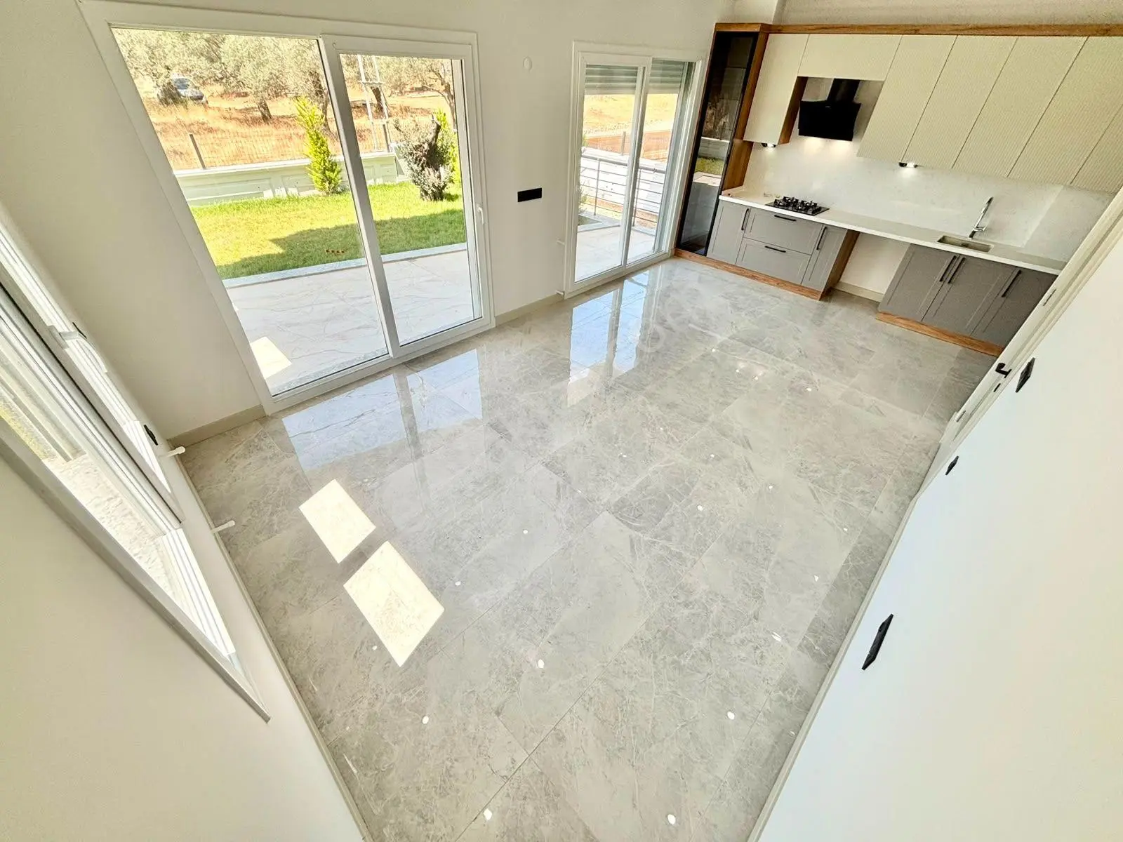 ꧁ay Emlaktan꧂güre'de Kazdağlarının Eteklerinde Doğa İçerisinde Satılık 3+1 Manzaralı Müstakil Villa — fotoğraf 7