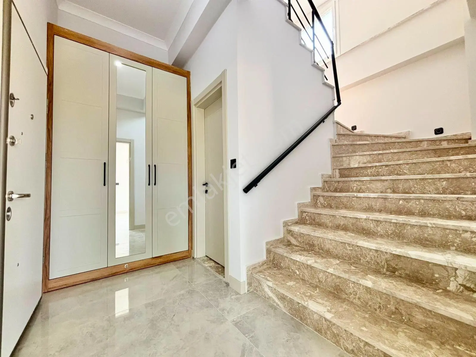 ꧁ay Emlaktan꧂güre'de Kazdağlarının Eteklerinde Doğa İçerisinde Satılık 3+1 Manzaralı Müstakil Villa — fotoğraf 12