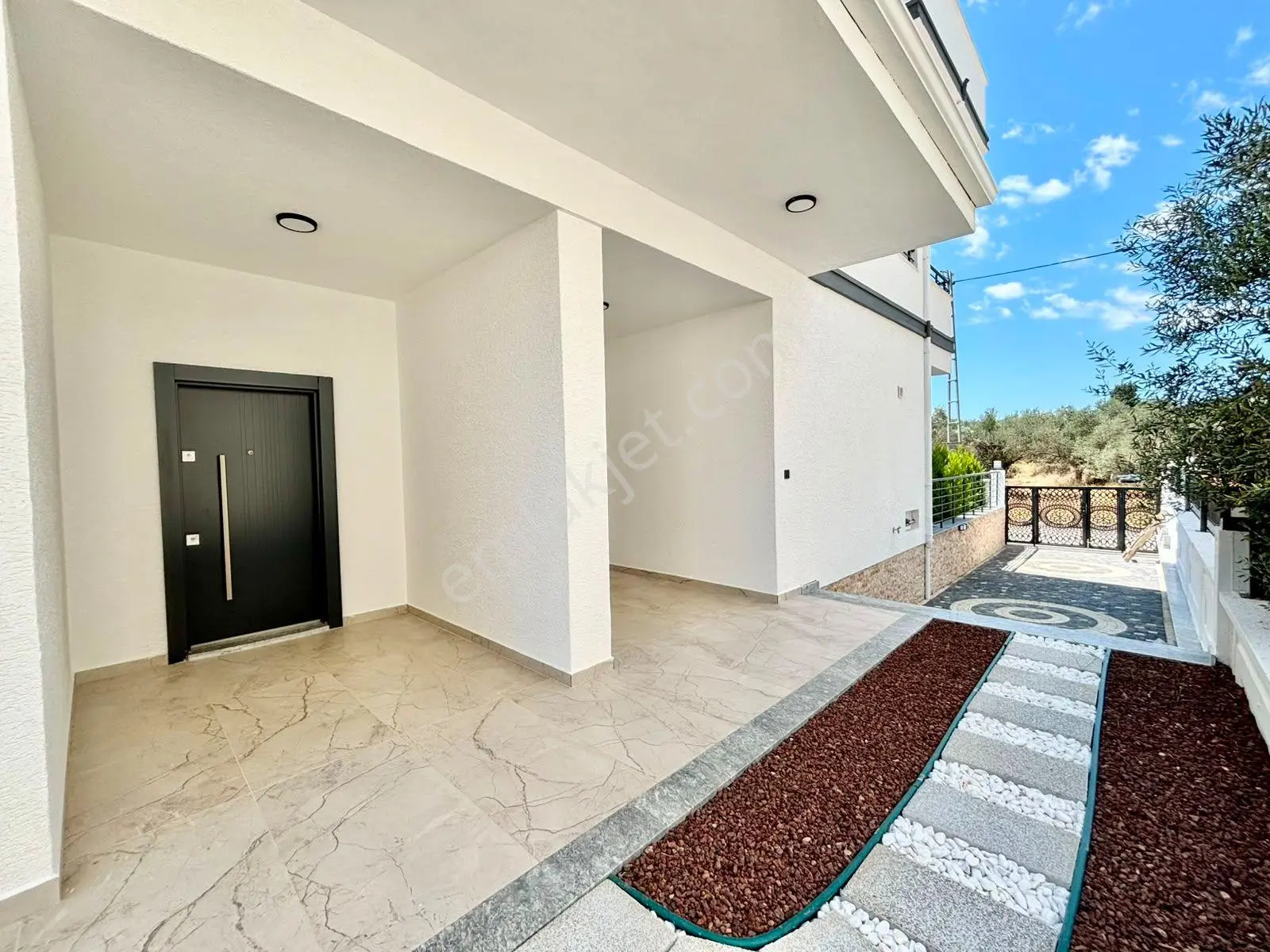 ꧁ay Emlaktan꧂güre'de Kazdağlarının Eteklerinde Doğa İçerisinde Satılık 3+1 Manzaralı Müstakil Villa — fotoğraf 30