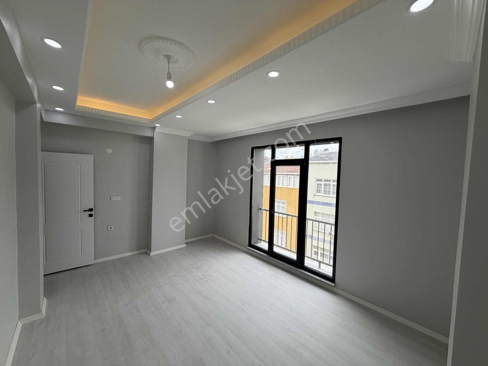 Aydın İnş.1.cebeci Cad Komşu 2+1 Balkonlu Sıfır Ara Kat Daireler — fotoğraf 9
