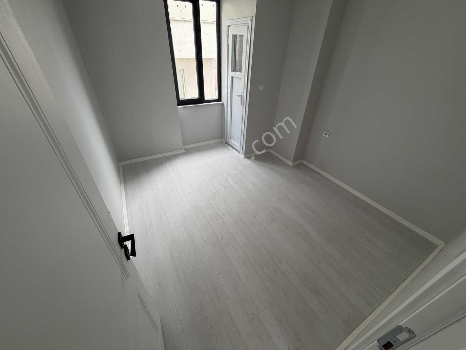 Aydın İnş.1.cebeci Cad Komşu 2+1 Balkonlu Sıfır Ara Kat Daireler — fotoğraf 16