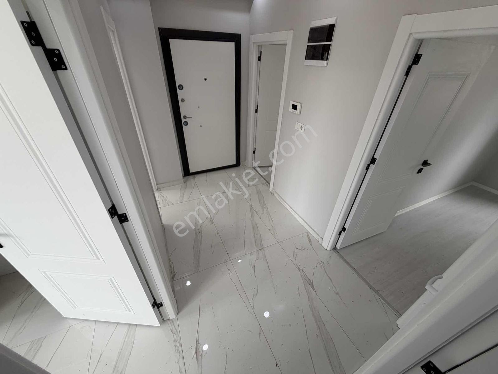 Aydın İnş.1.cebeci Cad Komşu 2+1 Balkonlu Sıfır Ara Kat Daireler — fotoğraf 33
