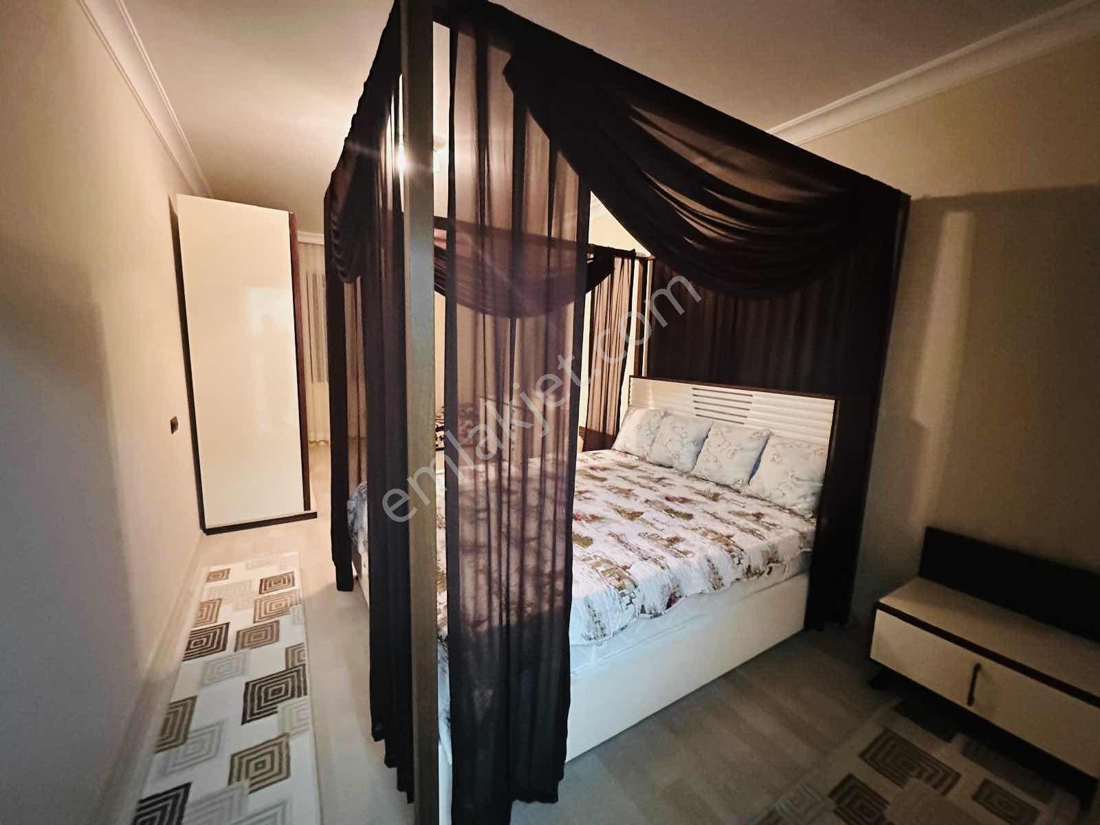 Kuşadası Ege Mahallesinde 4+1 Arakat Geniş Satlık Daire — fotoğraf 16