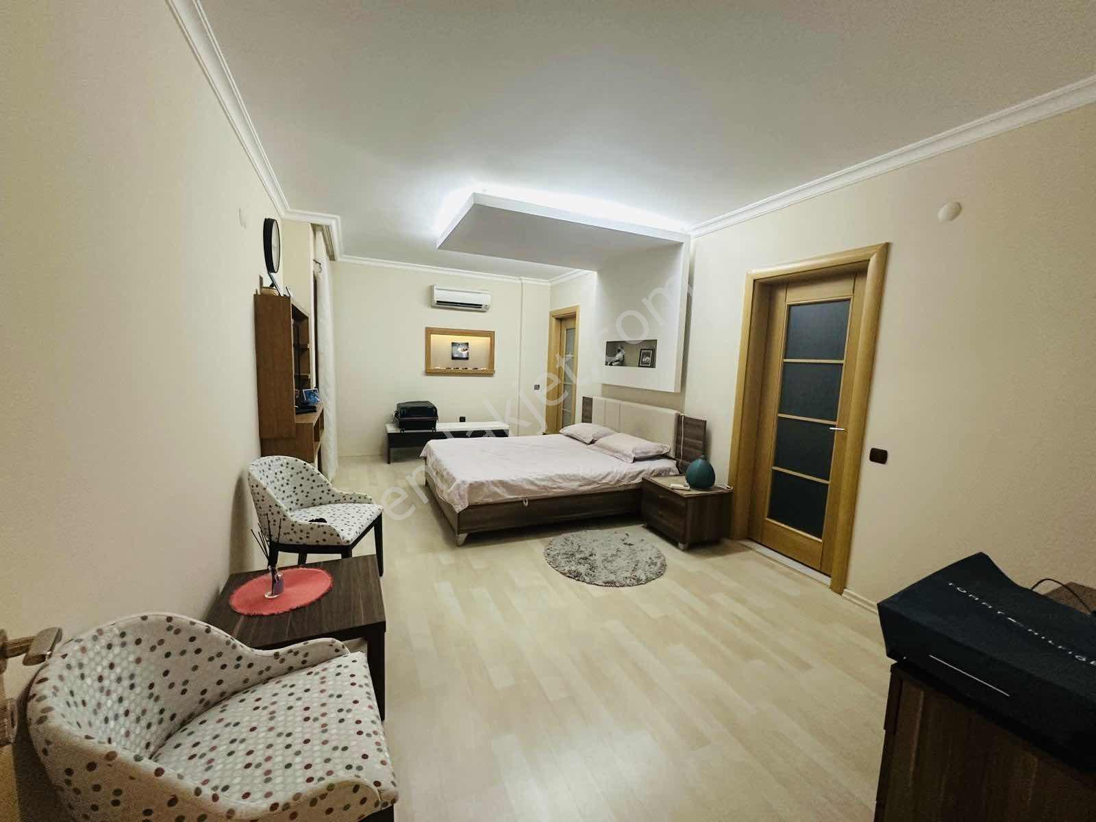 Kuşadası Ege Mahallesinde 4+1 Arakat Geniş Satlık Daire — fotoğraf 25