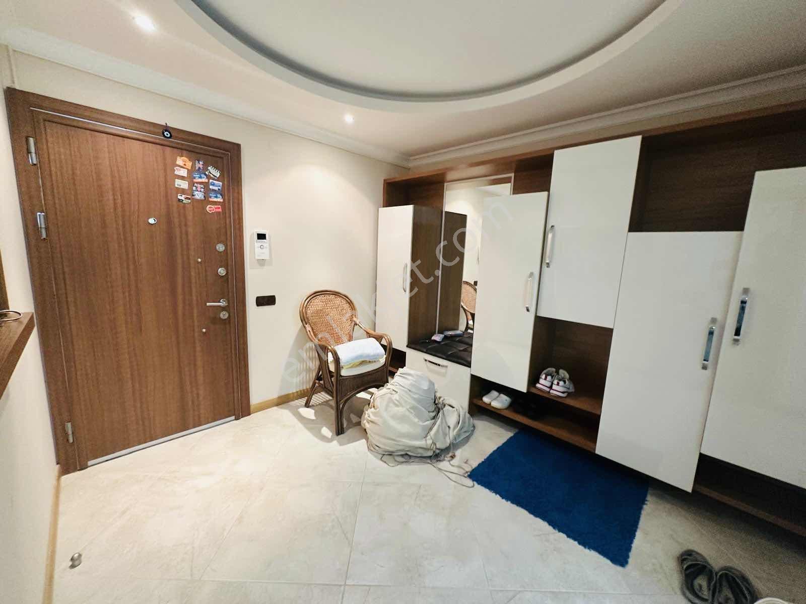 Kuşadası Ege Mahallesinde 4+1 Arakat Geniş Satlık Daire — fotoğraf 30