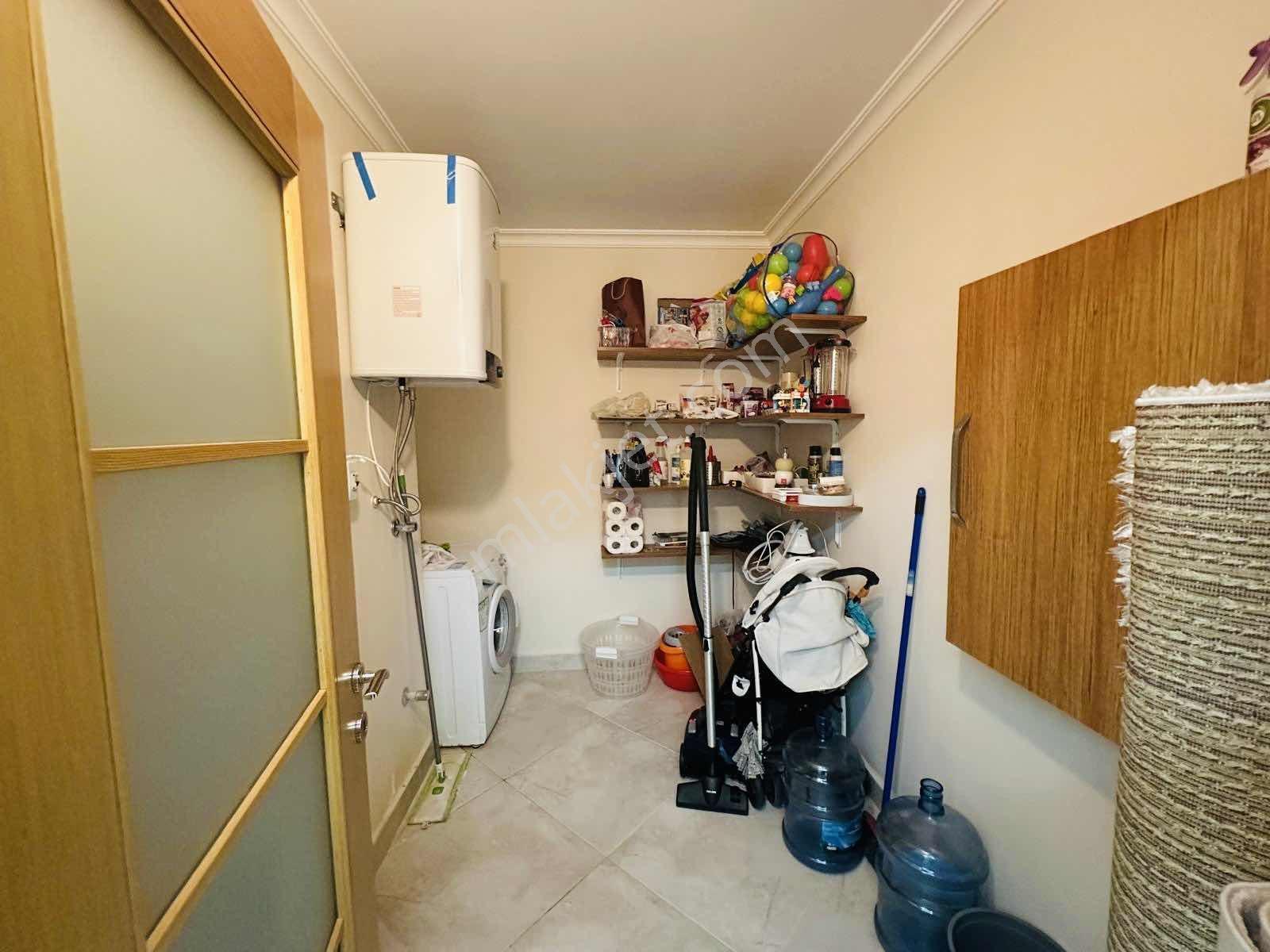 Kuşadası Ege Mahallesinde 4+1 Arakat Geniş Satlık Daire — fotoğraf 31