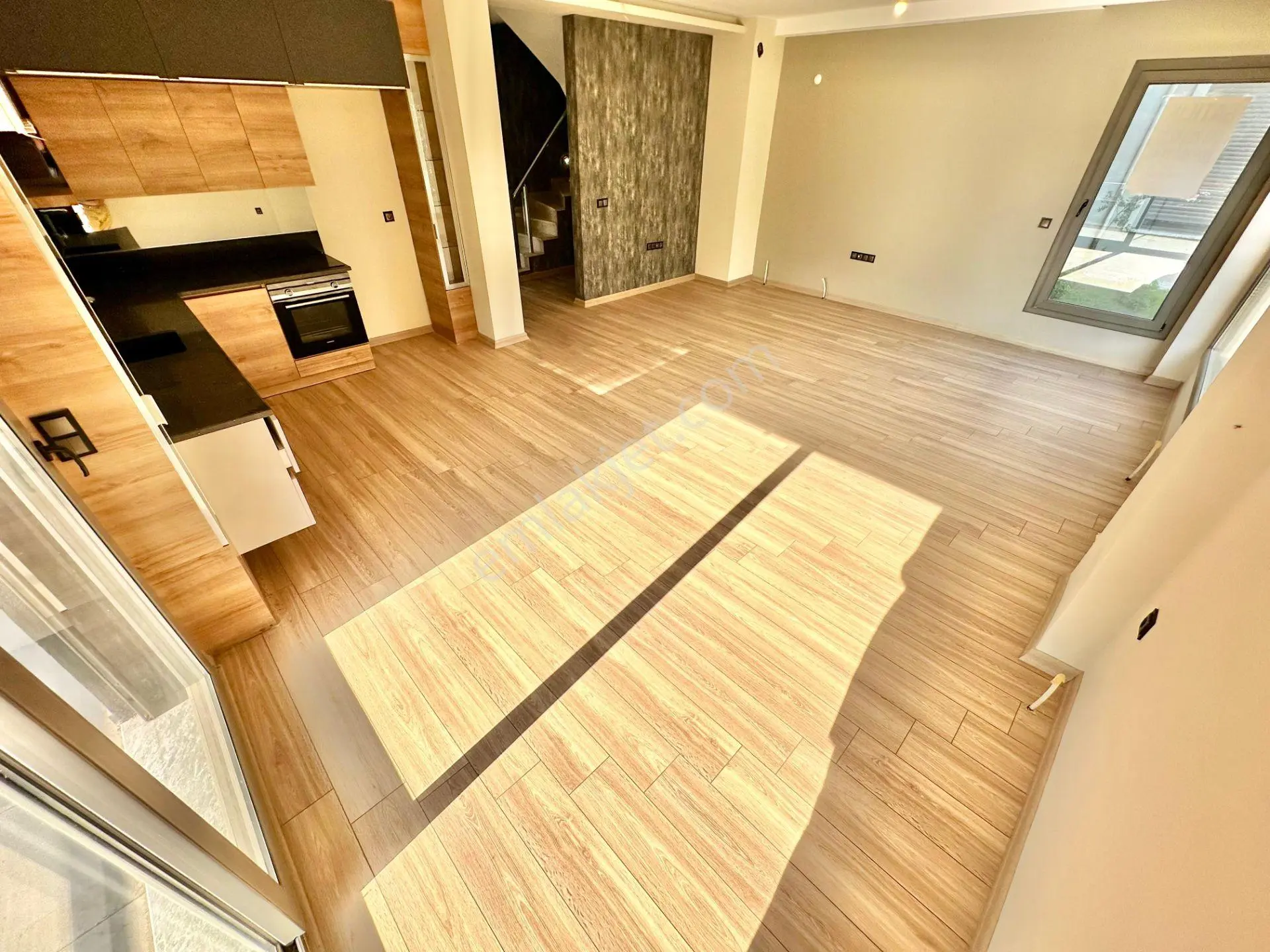 Ay Emlaktan Tahtakuşlarda Denize 300 M Yeşillikler İçerisinde Huzur Bulacağınız 4+1 Villa — fotoğraf 7