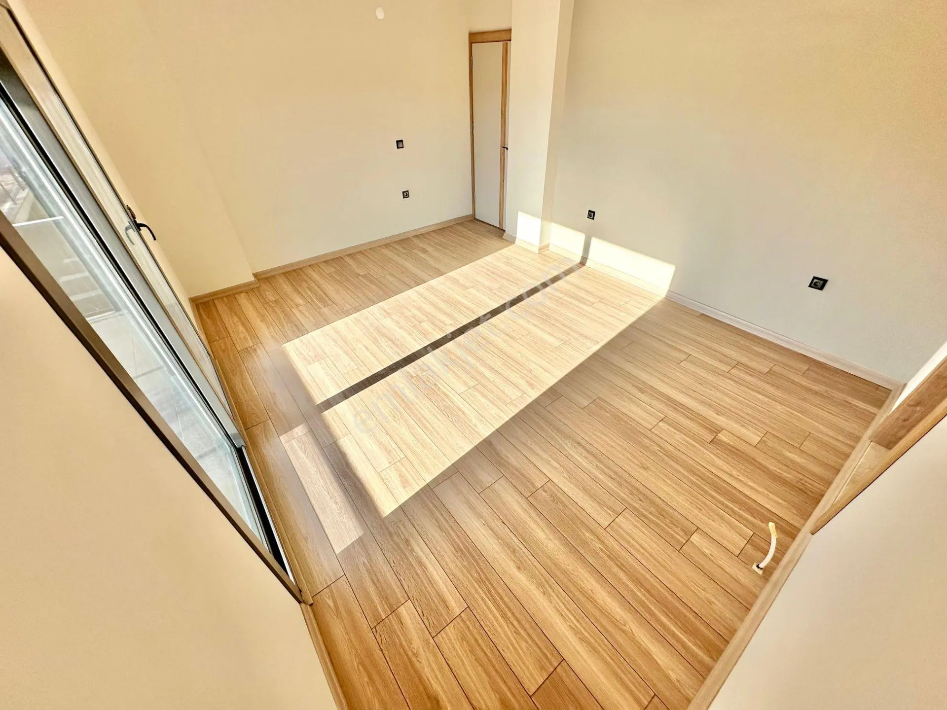 Ay Emlaktan Tahtakuşlarda Denize 300 M Yeşillikler İçerisinde Huzur Bulacağınız 4+1 Villa — fotoğraf 13