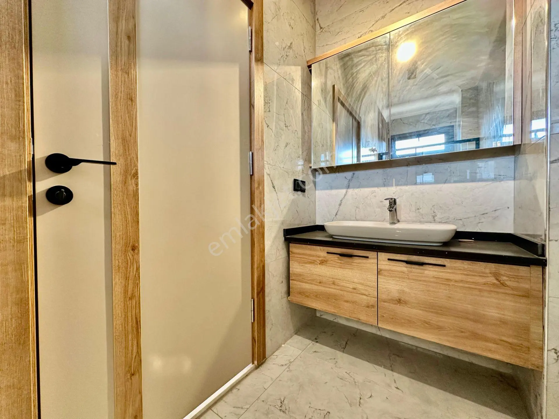 Ay Emlaktan Tahtakuşlarda Denize 300 M Yeşillikler İçerisinde Huzur Bulacağınız 4+1 Villa — fotoğraf 15
