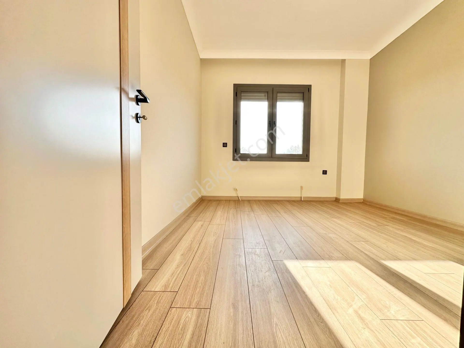 Ay Emlaktan Tahtakuşlarda Denize 300 M Yeşillikler İçerisinde Huzur Bulacağınız 4+1 Villa — fotoğraf 20