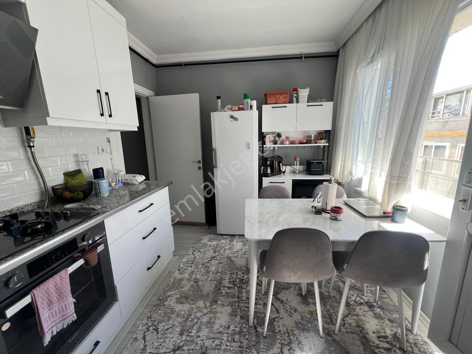 Kemalpaşa Mehmet Akif Ersoy Satılık 2+1 Daire 100 M2 — fotoğraf 4