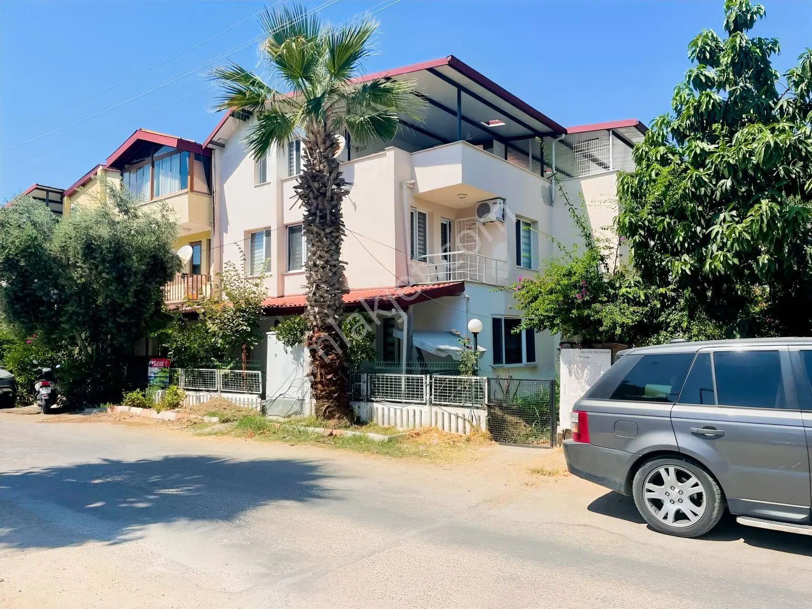 Fethiye Foça Mah Çalış Plajına Yakın 4+1 Tripleks Villa